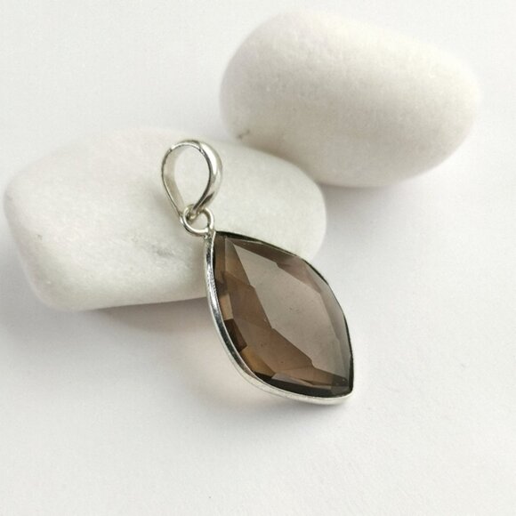 Sterling silver Navette Smokey Topaz Smoky Quartz pendant NEW - Picture 3 of 7